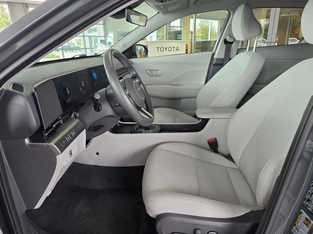 Used 2025 Hyundai Kona SEL AWD/4WD image 20