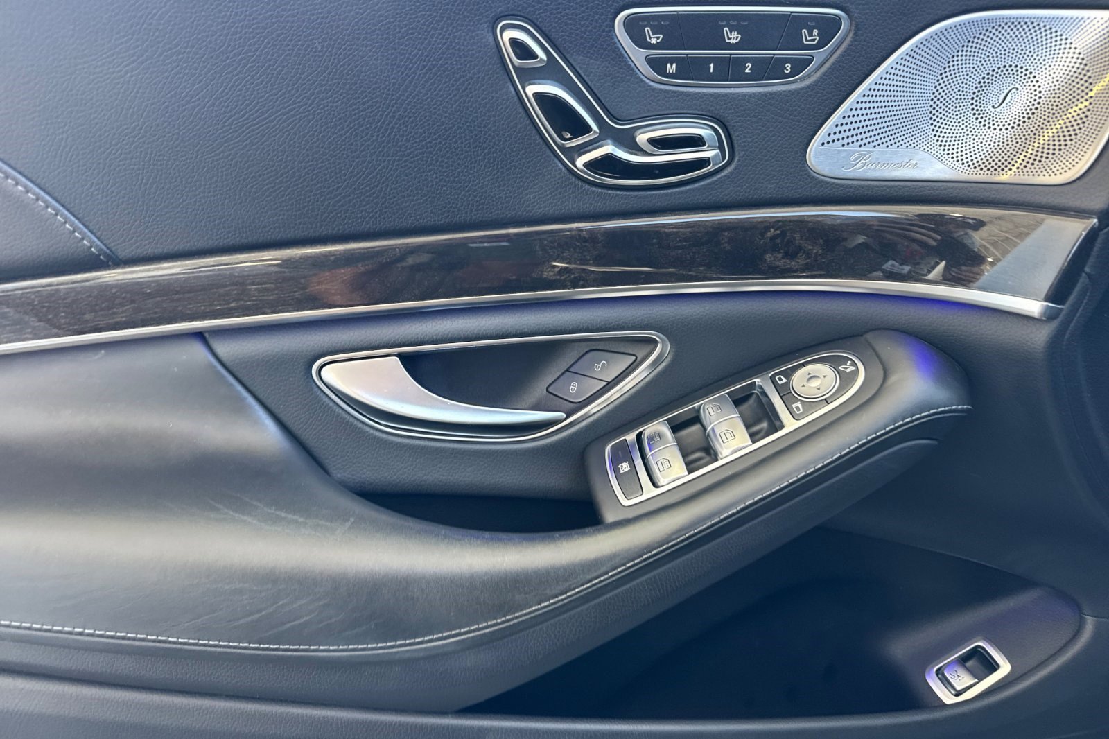 Used 2019 Mercedes-Benz S 560 Sedan image 12