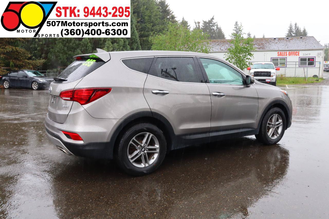 Used 2017 Hyundai Santa Fe Sport FWD image 8