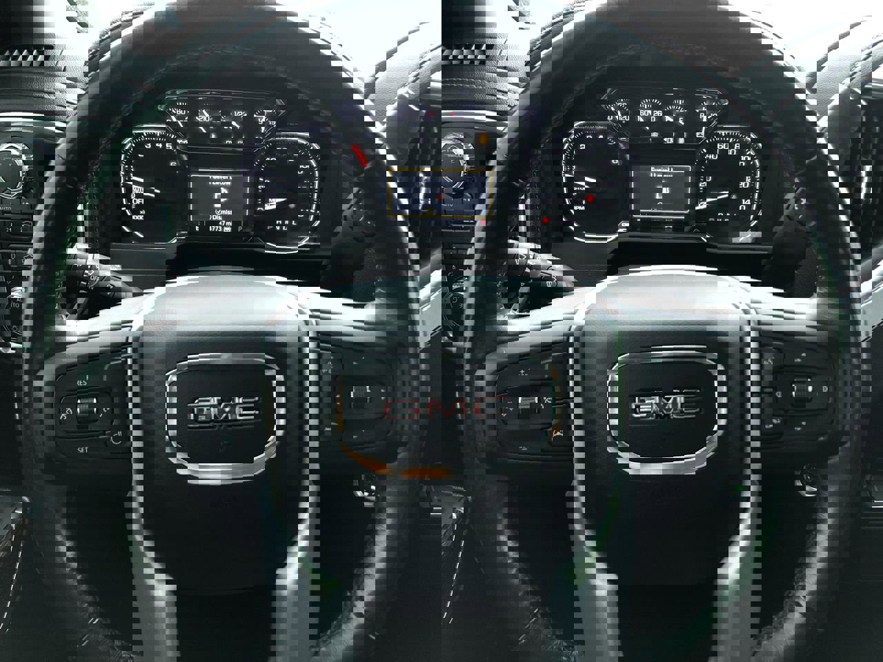 Used 2021 GMC Sierra 1500 Elevation image 15