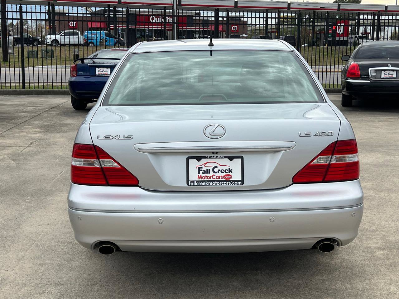Used 2005 Lexus LS 430 RWD image 4