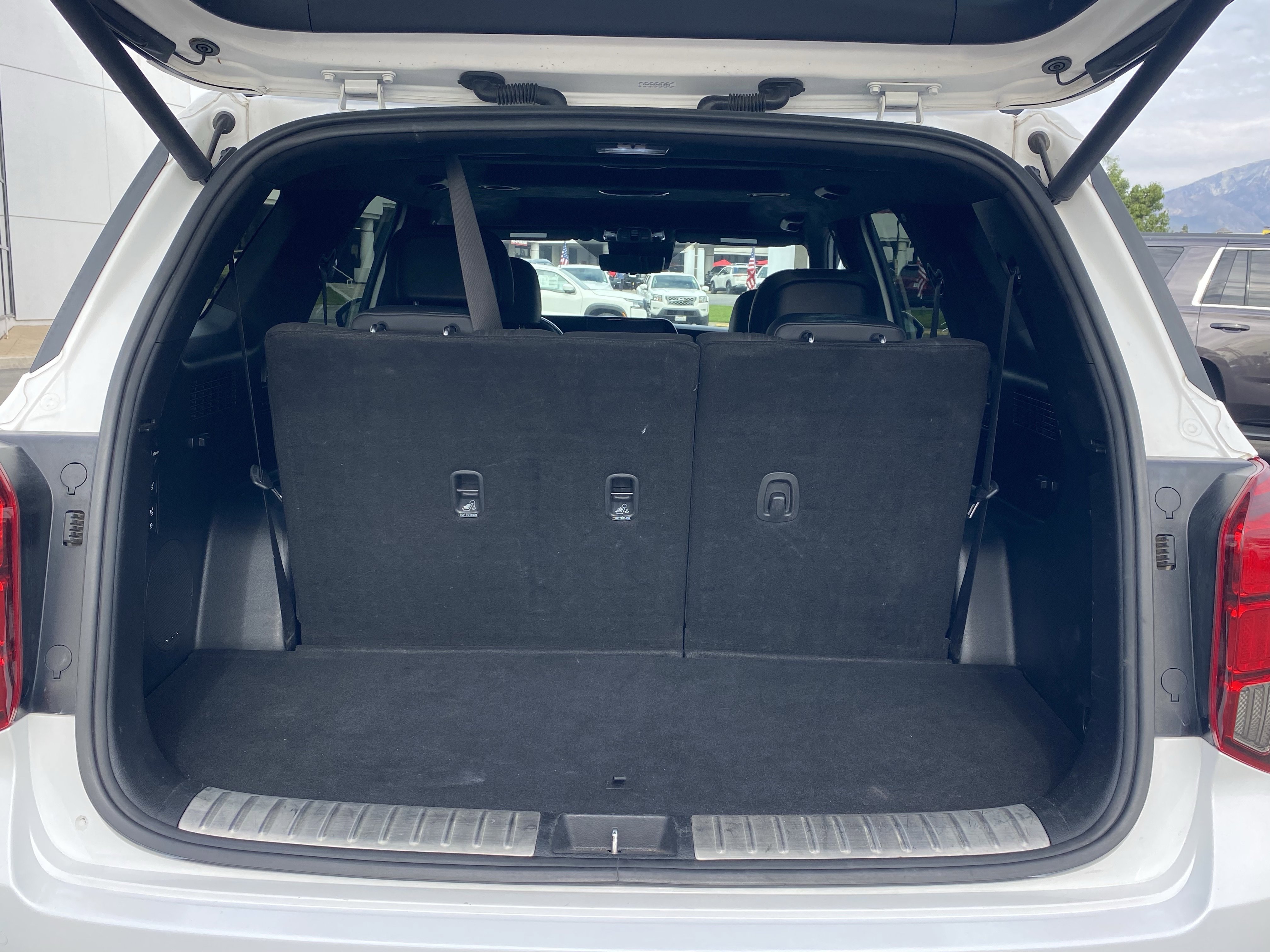 Used 2024 Hyundai Palisade Calligraphy image 14