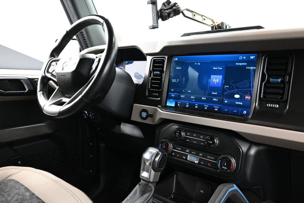 Used 2022 Ford Bronco Wildtrak AWD/4WD image 14