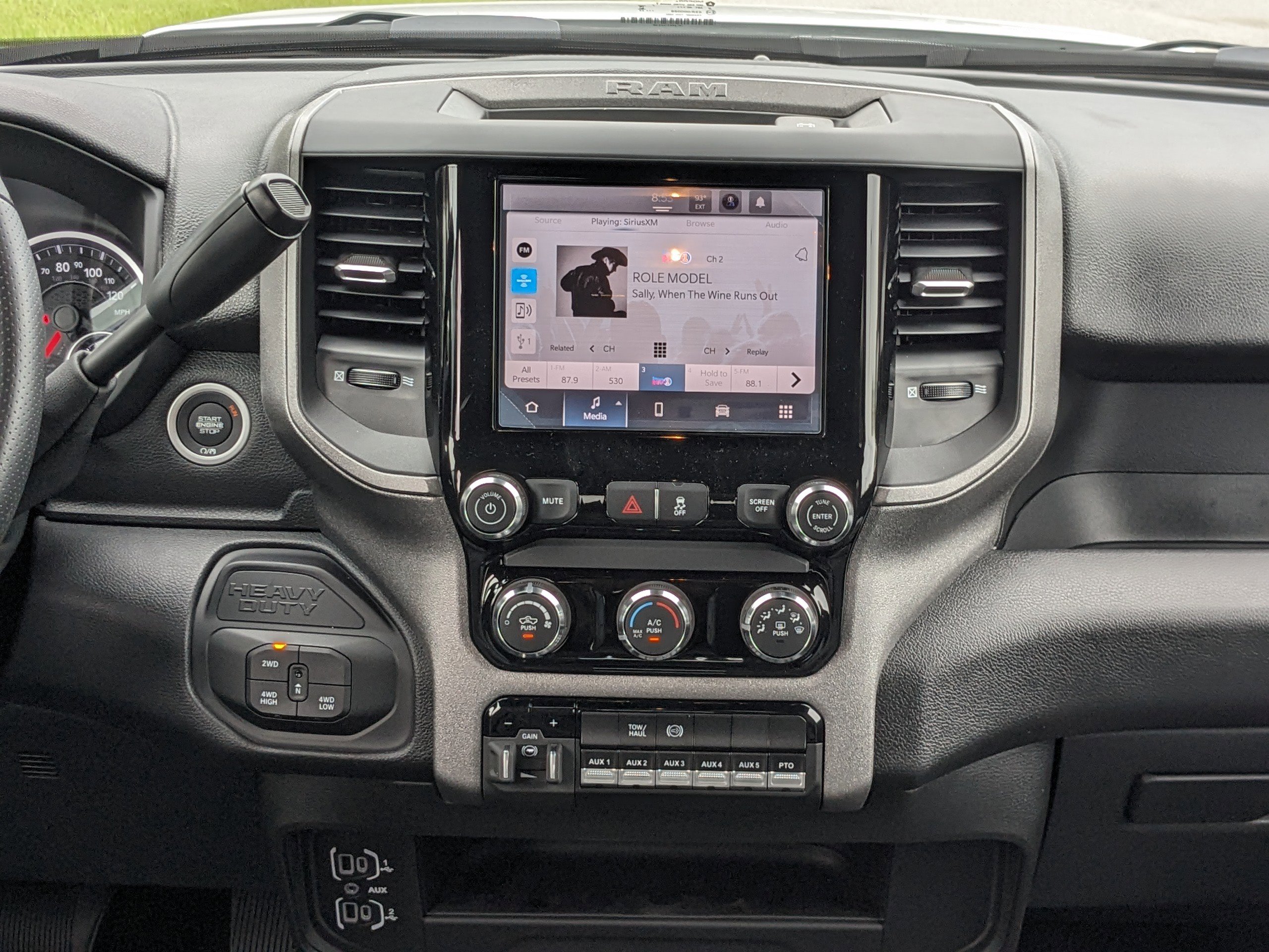 New 2025 RAM 3500 Tradesman w/ Chrome Appearance Group image 16