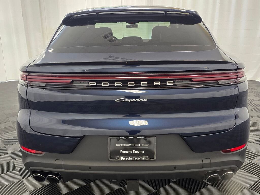 New 2025 Porsche Cayenne Coupe image 6