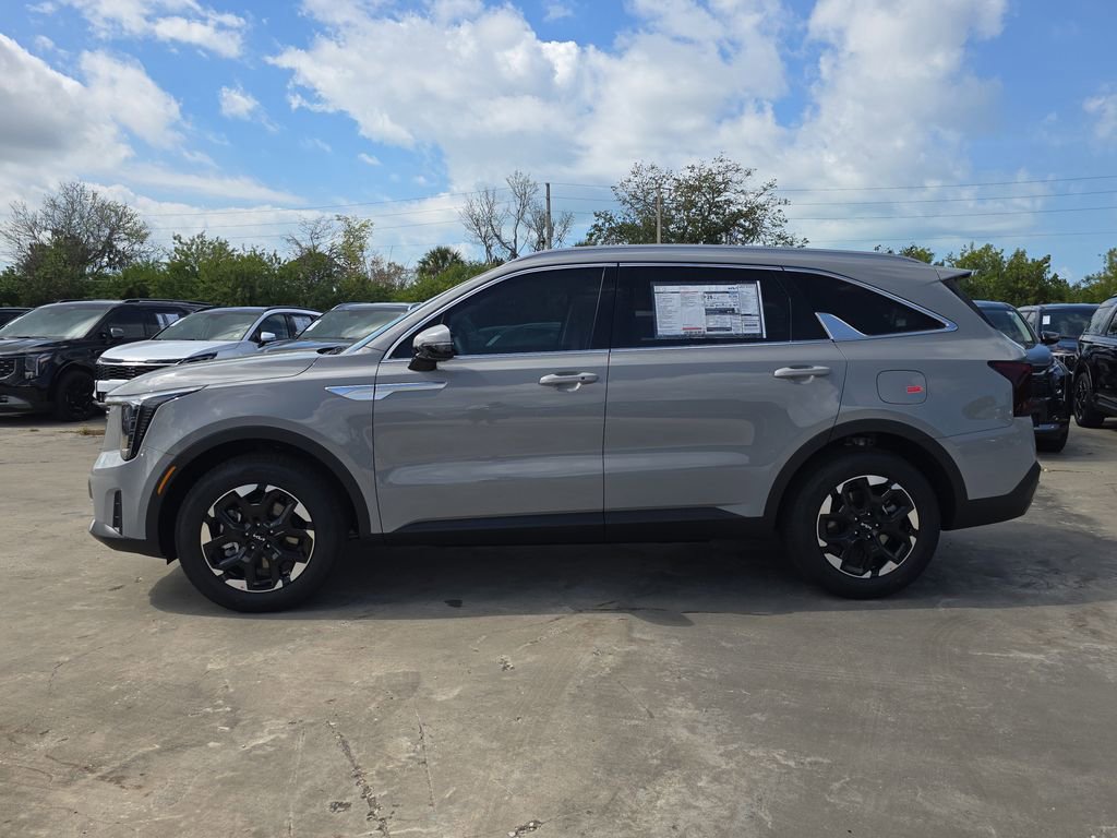 New 2026 Kia Sorento S image 5