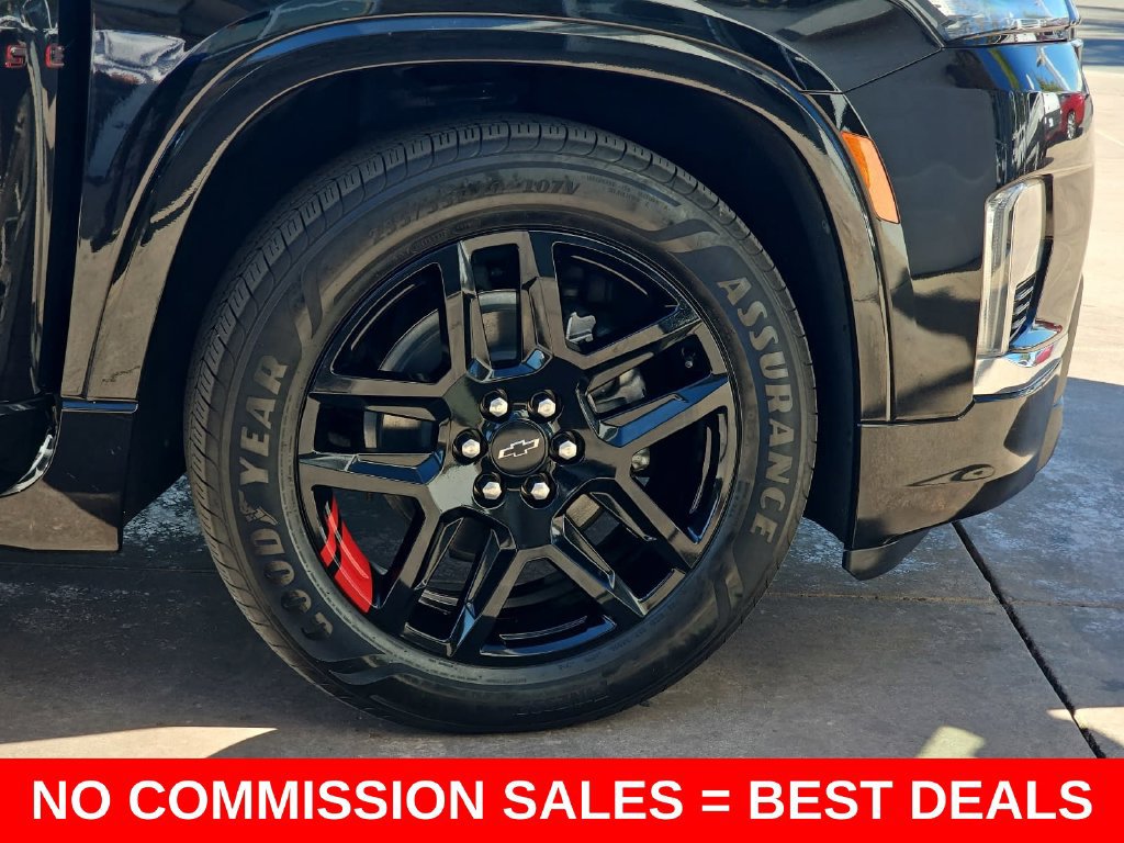 Used 2023 Chevrolet Traverse Premier w/ Redline Edition AWD/4WD image 41