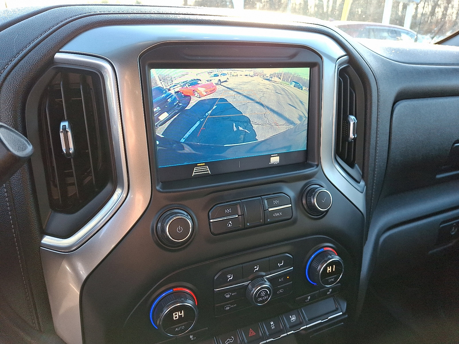 Used 2021 Chevrolet Silverado 1500 LT image 24