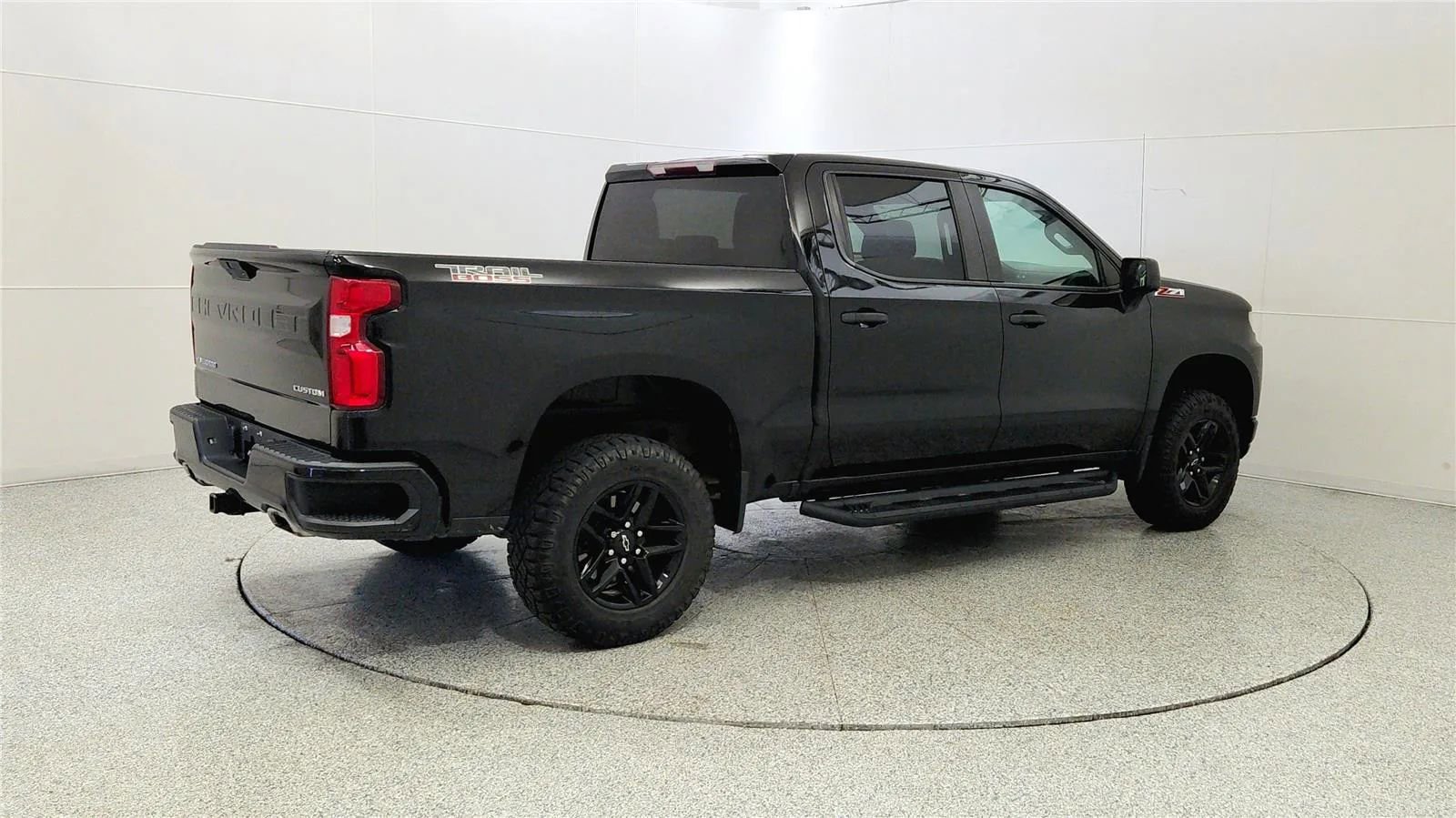 Used 2020 Chevrolet Silverado 1500 Custom Trail Boss w/ Custom Convenience Package image 7