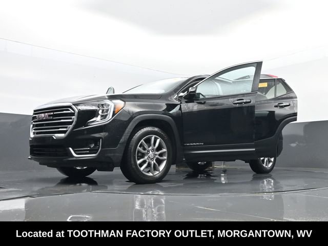 Used 2022 GMC Terrain SLT w/ Infotainment Package II image 35