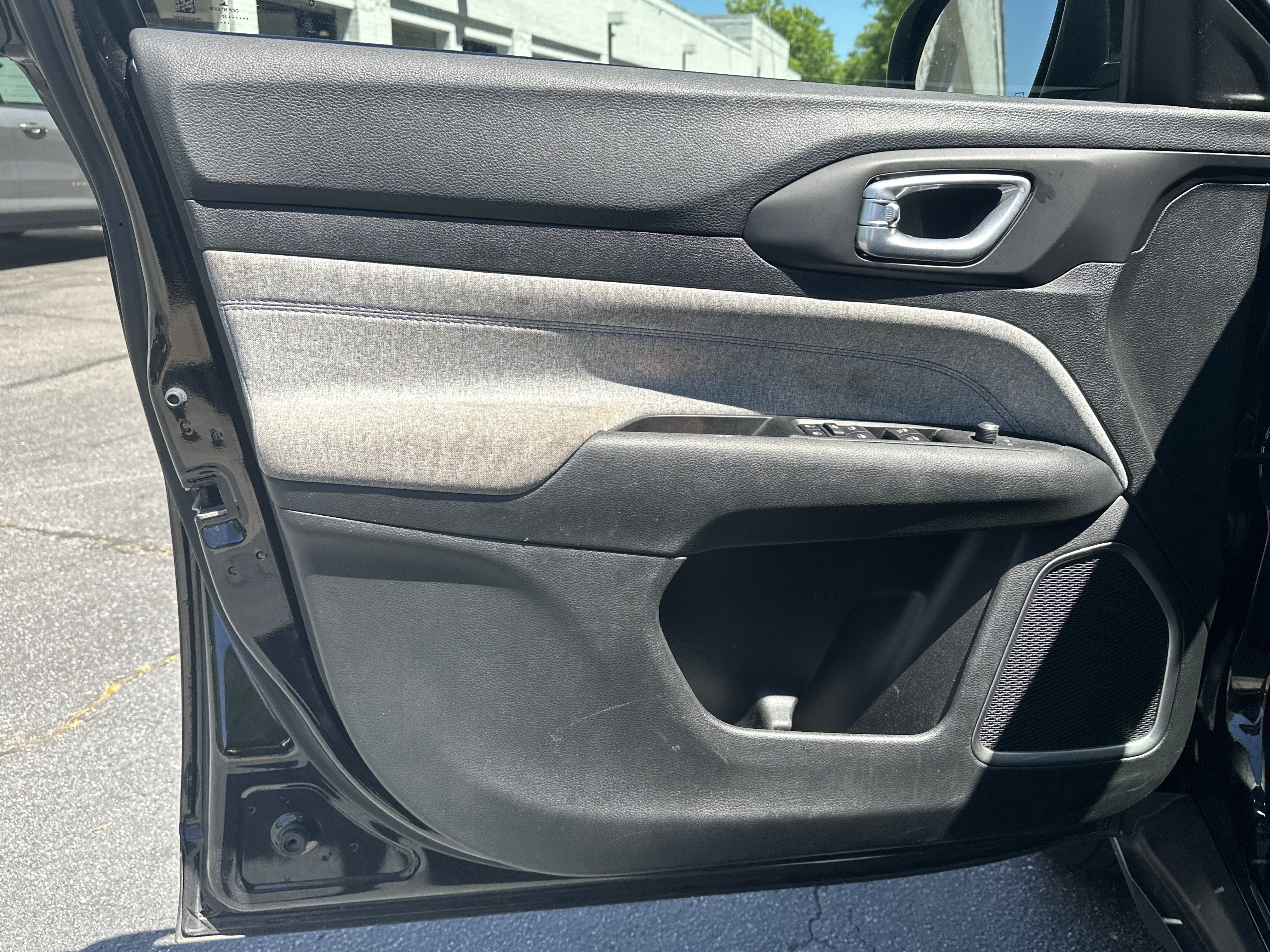 Used 2022 Jeep Compass Latitude FWD image 14