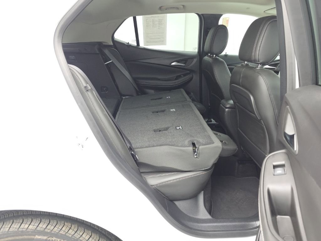 Used 2025 Buick Encore GX Avenir w/ Avenir Technology Package AWD/4WD image 52