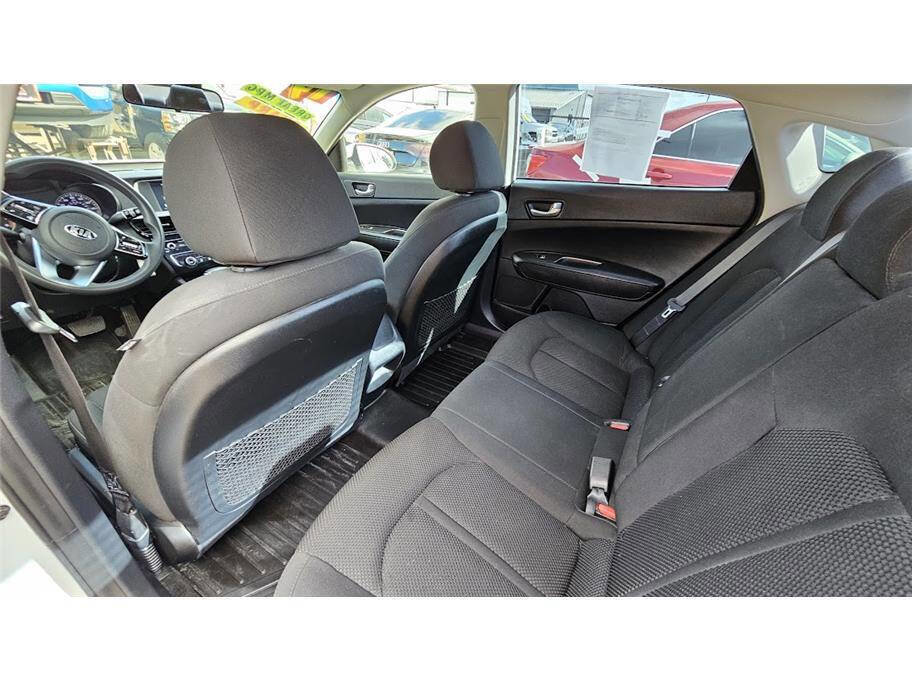 Used 2019 Kia Optima LX FWD image 17
