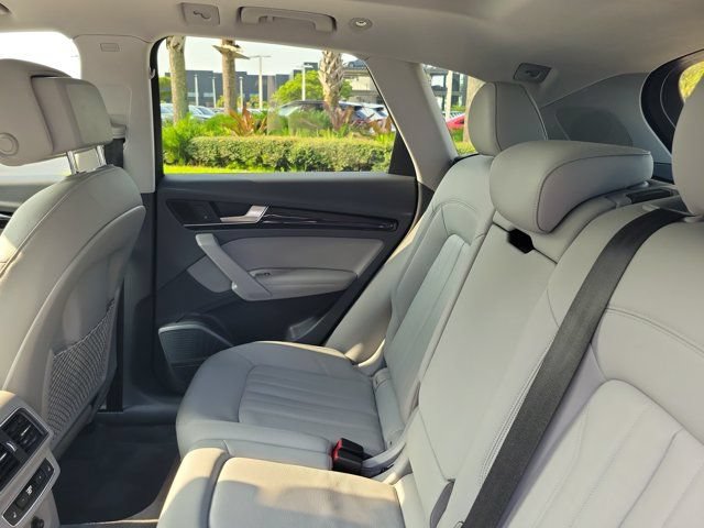 Used 2019 Audi Q5 Prestige w/ Prestige Package AWD/4WD image 11