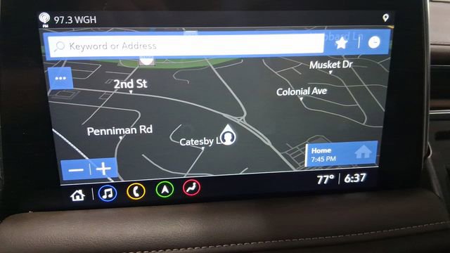 Used 2021 Chevrolet Suburban LT w/ Rear Media and Nav Package image 31