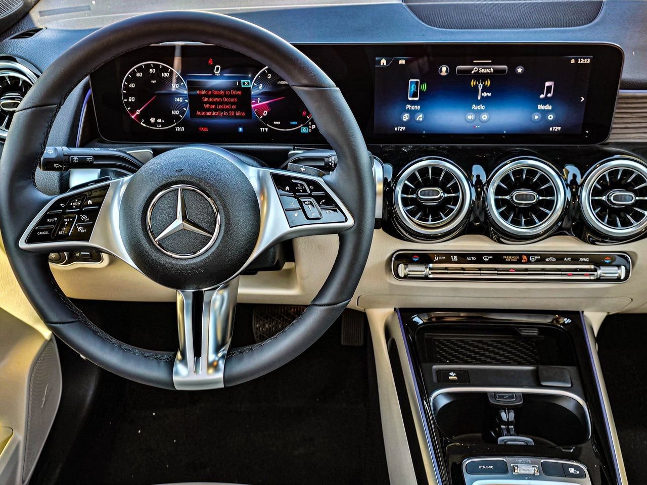 New 2026 Mercedes-Benz GLB 250 4MATIC image 32