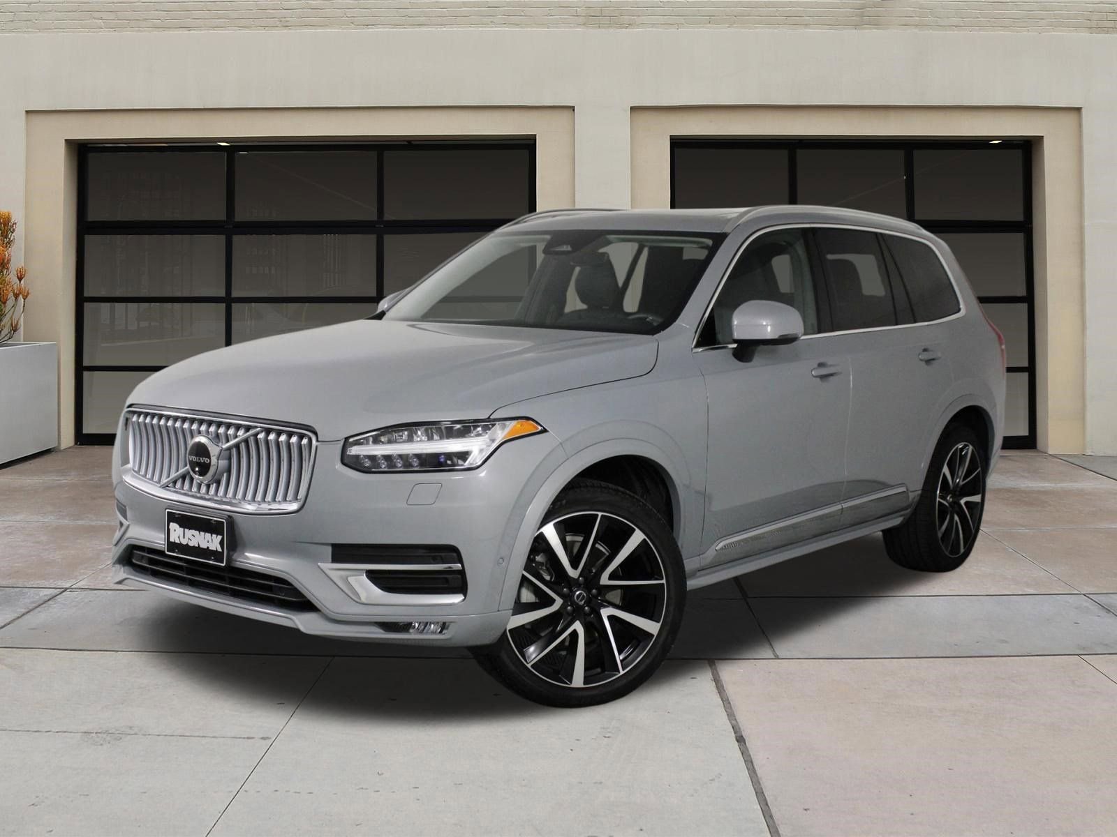 Used 2025 Volvo XC90 B6 Plus AWD/4WD image 3