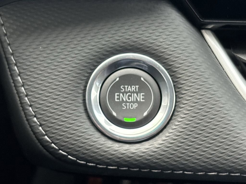 New 2026 Chevrolet Equinox LT w/ Convenience Package II image 18