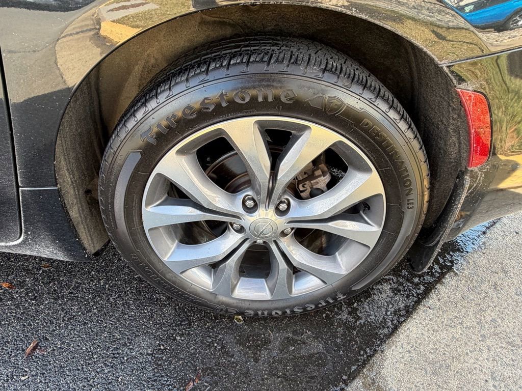 Used 2020 Chrysler Pacifica Limited image 13