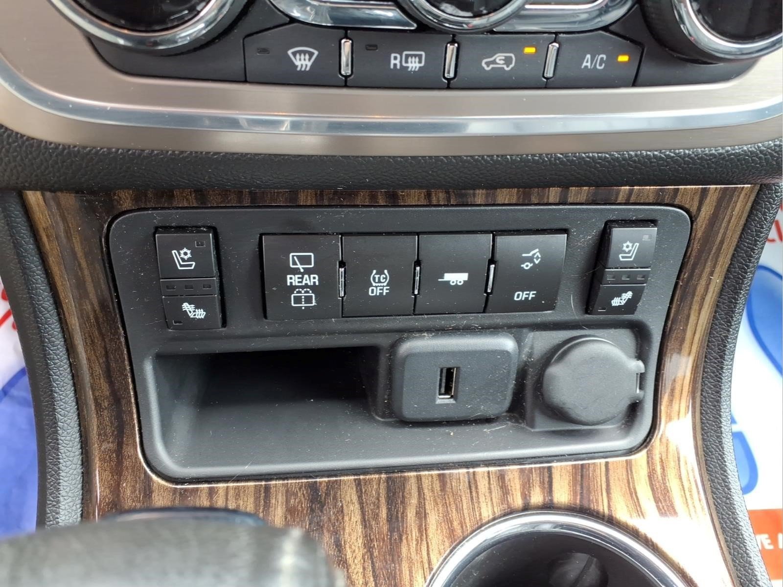 Used 2015 GMC Acadia Denali AWD/4WD image 12