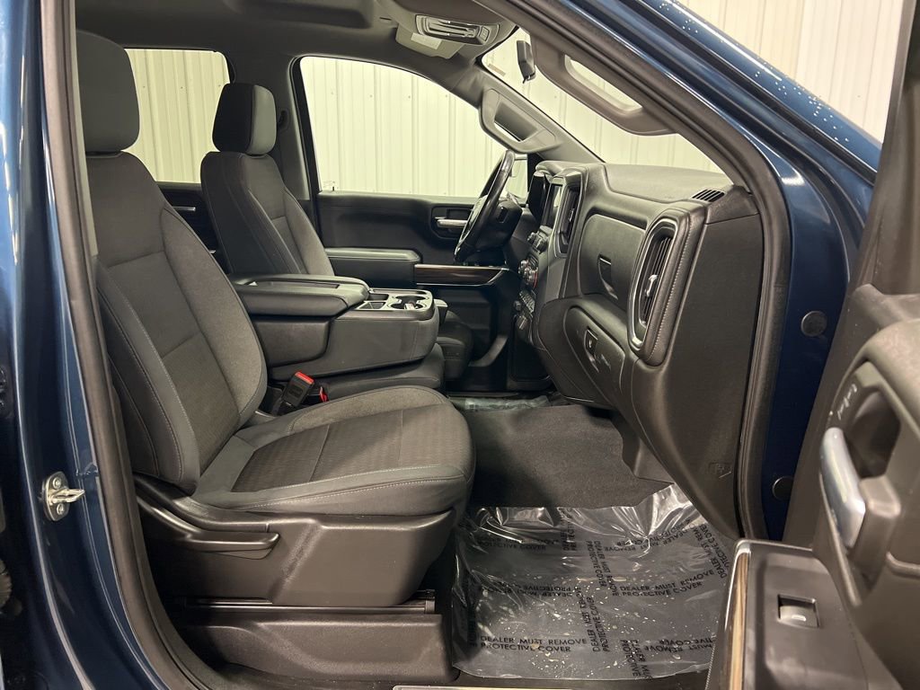 Used 2019 Chevrolet Silverado 1500 RST w/ All-Star Edition image 8