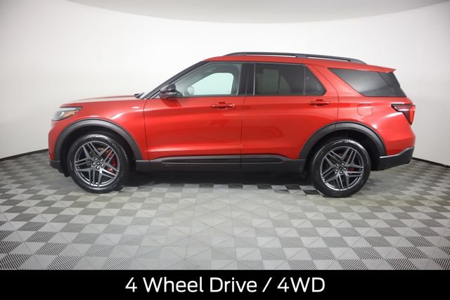 Used 2025 Ford Explorer ST-Line w/ Premium Package AWD/4WD image 8