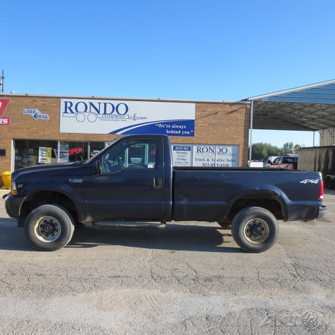 Used 2002 Ford F250 XL image 1