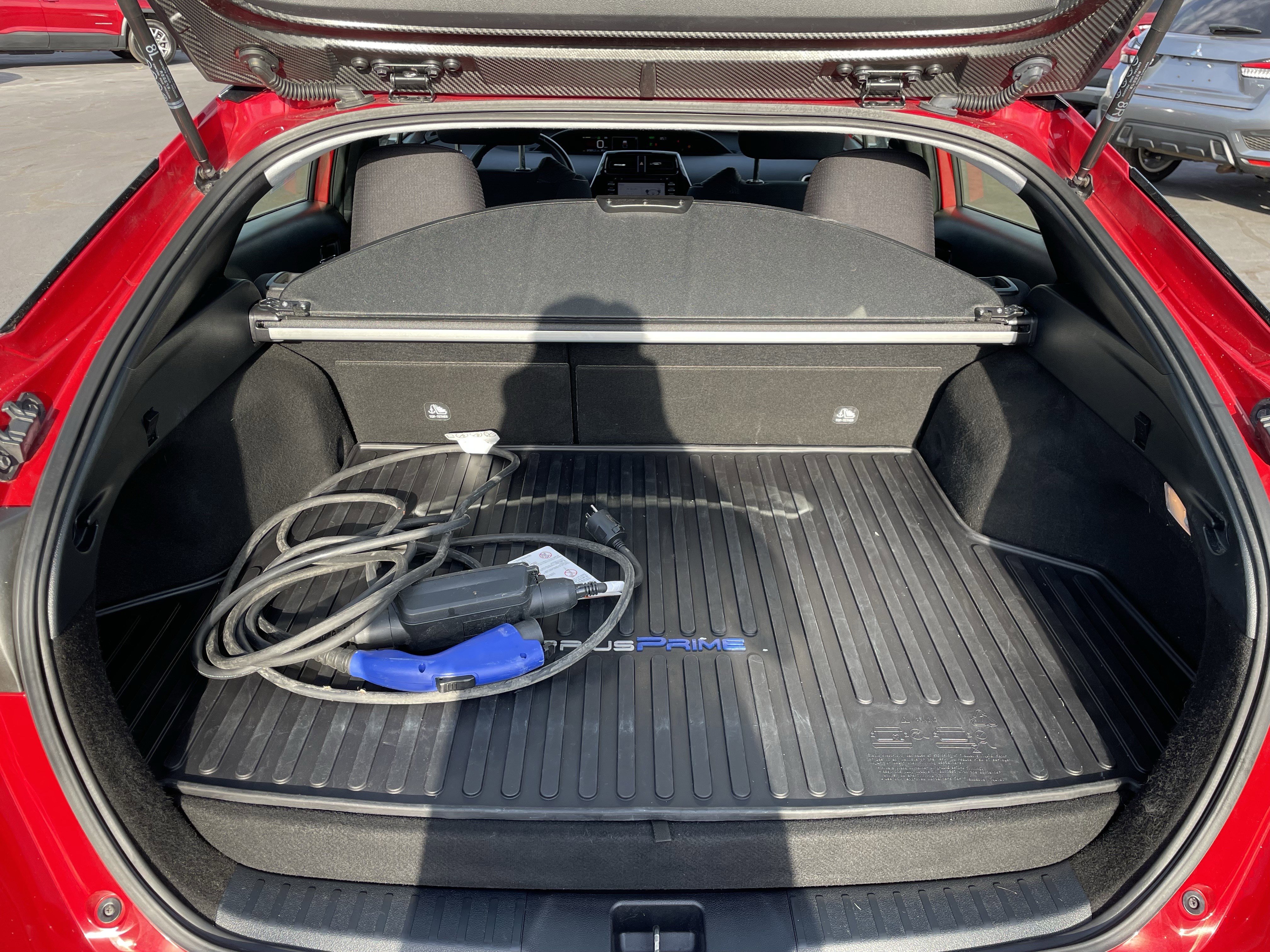 Used 2020 Toyota Prius Prime LE image 6