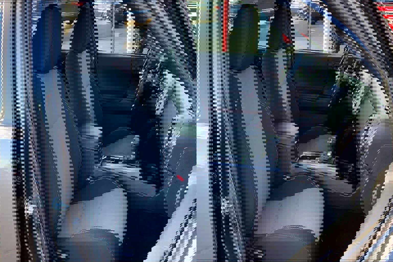 Used 2023 Toyota Tacoma TRD Off-Road image 9