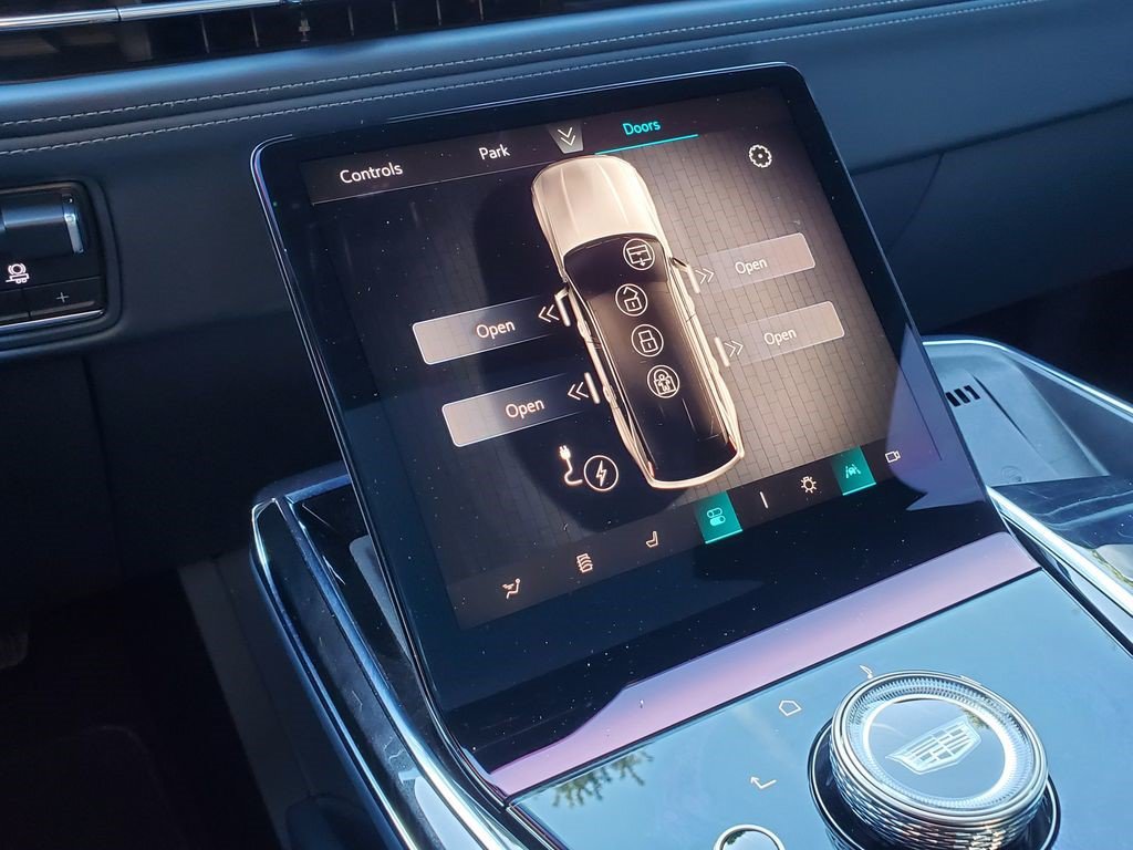 Certified 2025 Cadillac Escalade IQ Sport 2 AWD/4WD image 17