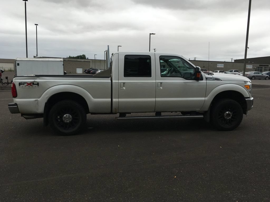 Used 2011 Ford F250 Lariat w/ Chrome Pkg AWD/4WD image 4