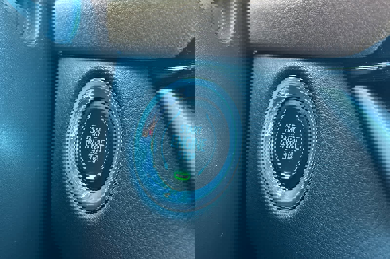 Used 2024 Cadillac XT4 Sport image 25