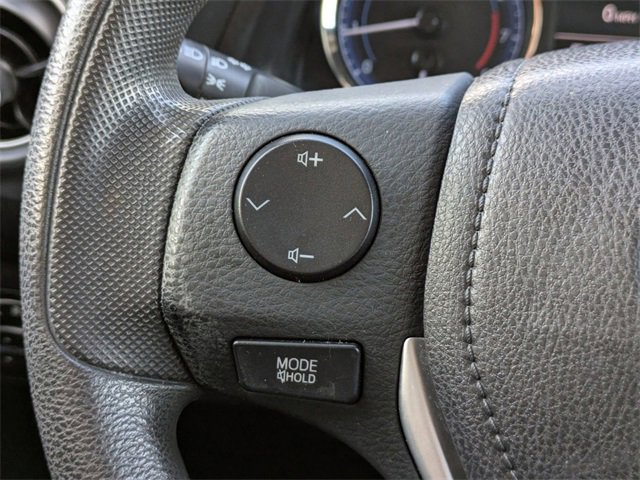 Used 2019 Toyota Corolla LE image 24