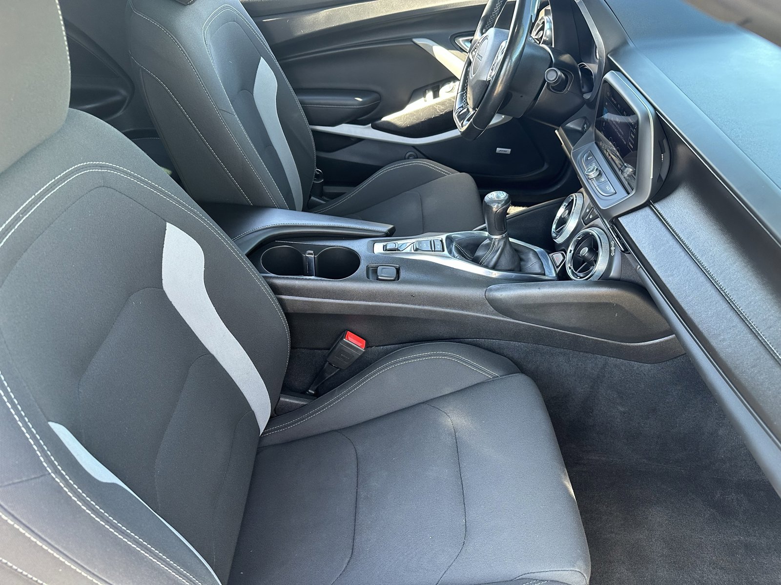 Certified 2019 Chevrolet Camaro LT w/ Technology Package image 12