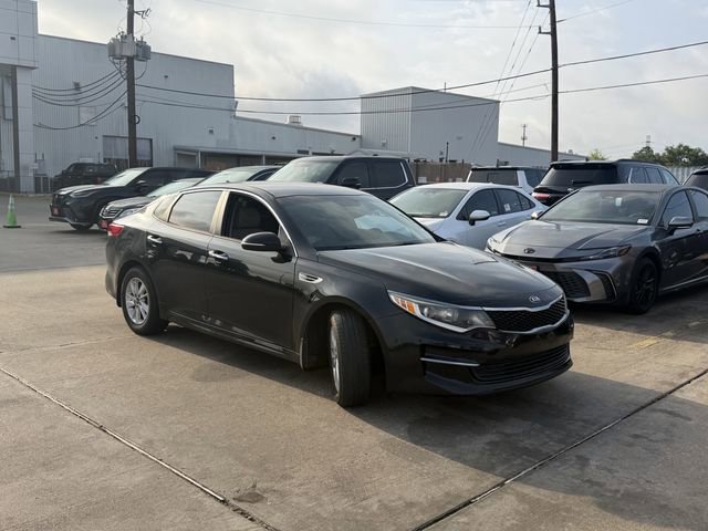 Used 2017 Kia Optima LX w/ Driver Convenience Package FWD image 3