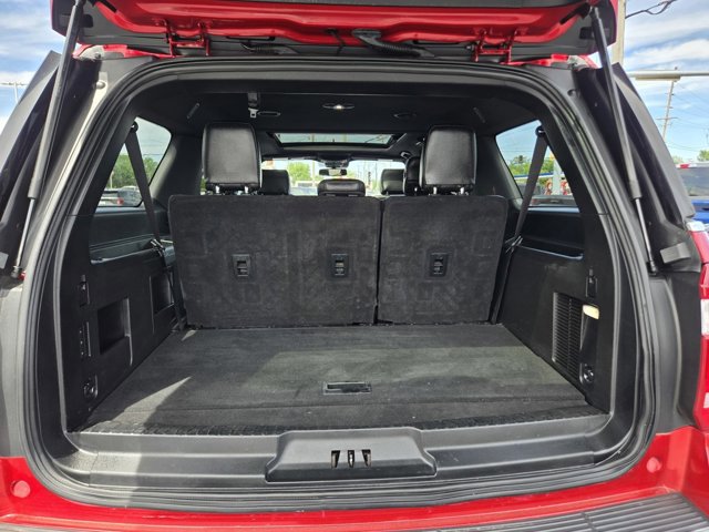 Used 2020 Ford Expedition Max XLT w/ Equipment Group 201A AWD/4WD image 32
