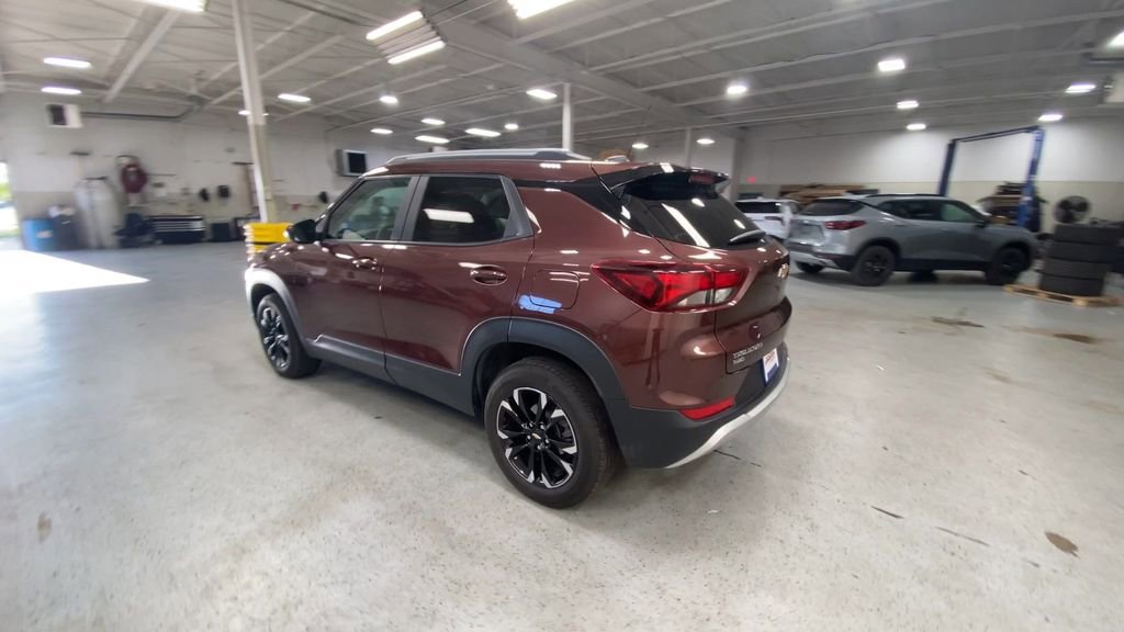 Certified 2023 Chevrolet TrailBlazer LT w/ Convenience Package AWD/4WD image 2