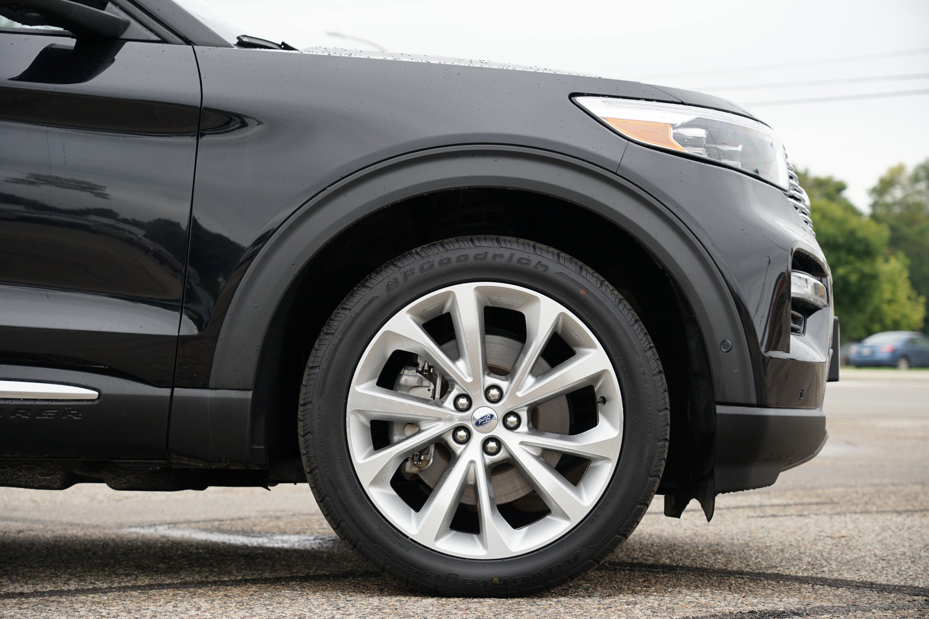 Used 2022 Ford Explorer Platinum AWD/4WD image 13