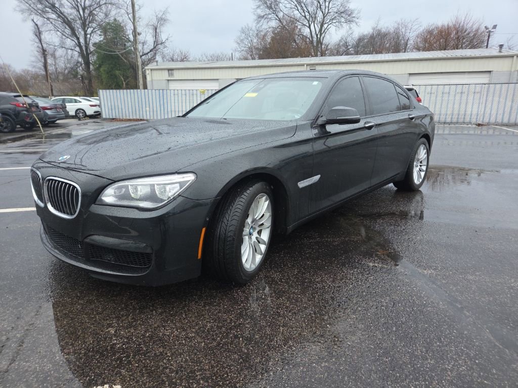 Used 2015 BMW 740Li image 3