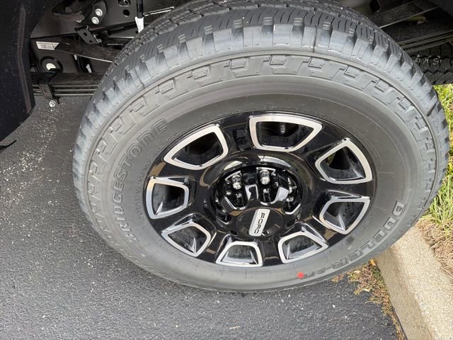 New 2026 Ford F350 Platinum image 16