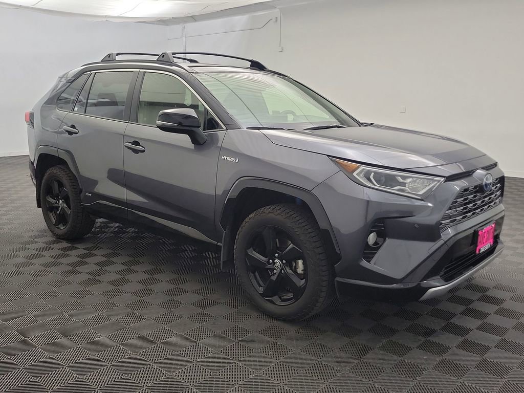 Used 2020 Toyota RAV4 XSE image 6