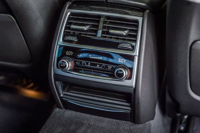 Used 2022 BMW 740i w/ M Sport Package RWD image 42