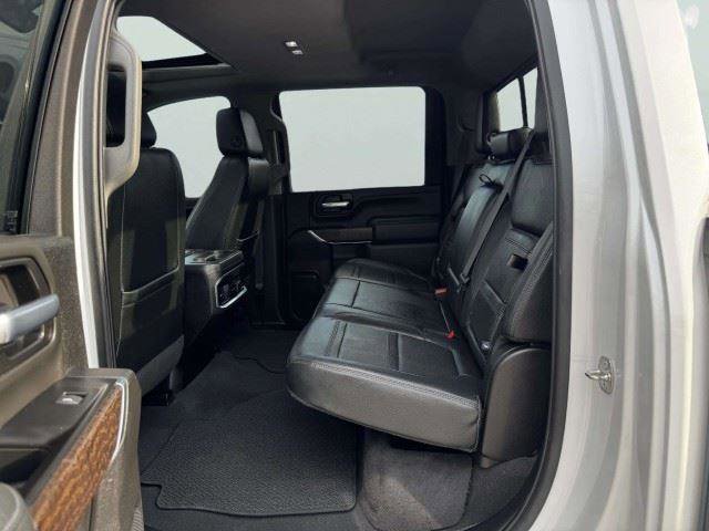 Used 2022 GMC Sierra 3500 Denali AWD/4WD image 36