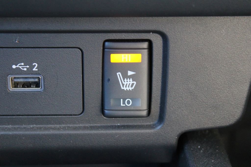 Used 2023 Nissan Frontier SV w/ SV Convenience Package image 48