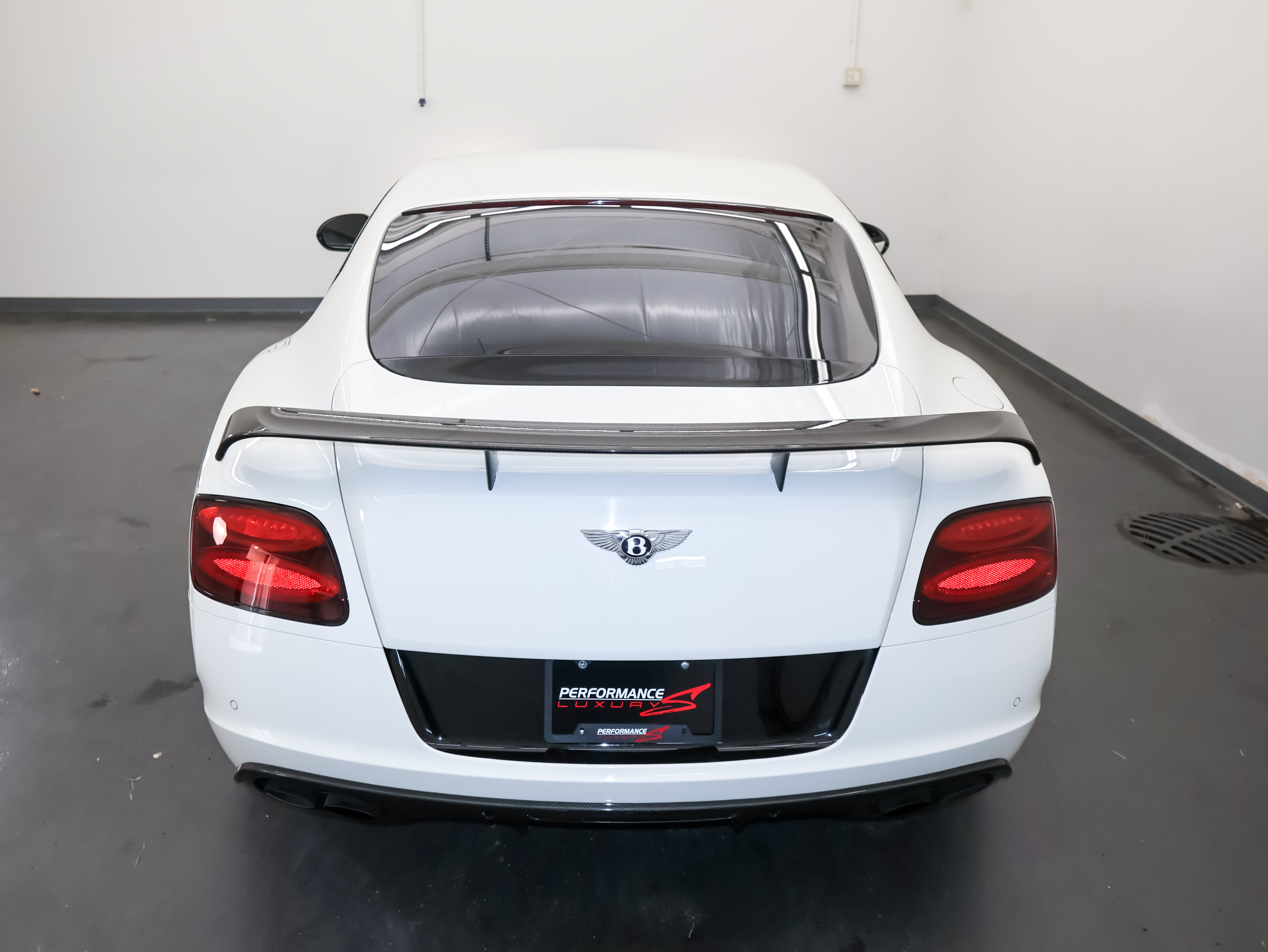 Used 2015 Bentley Continental GT3-R AWD/4WD image 10
