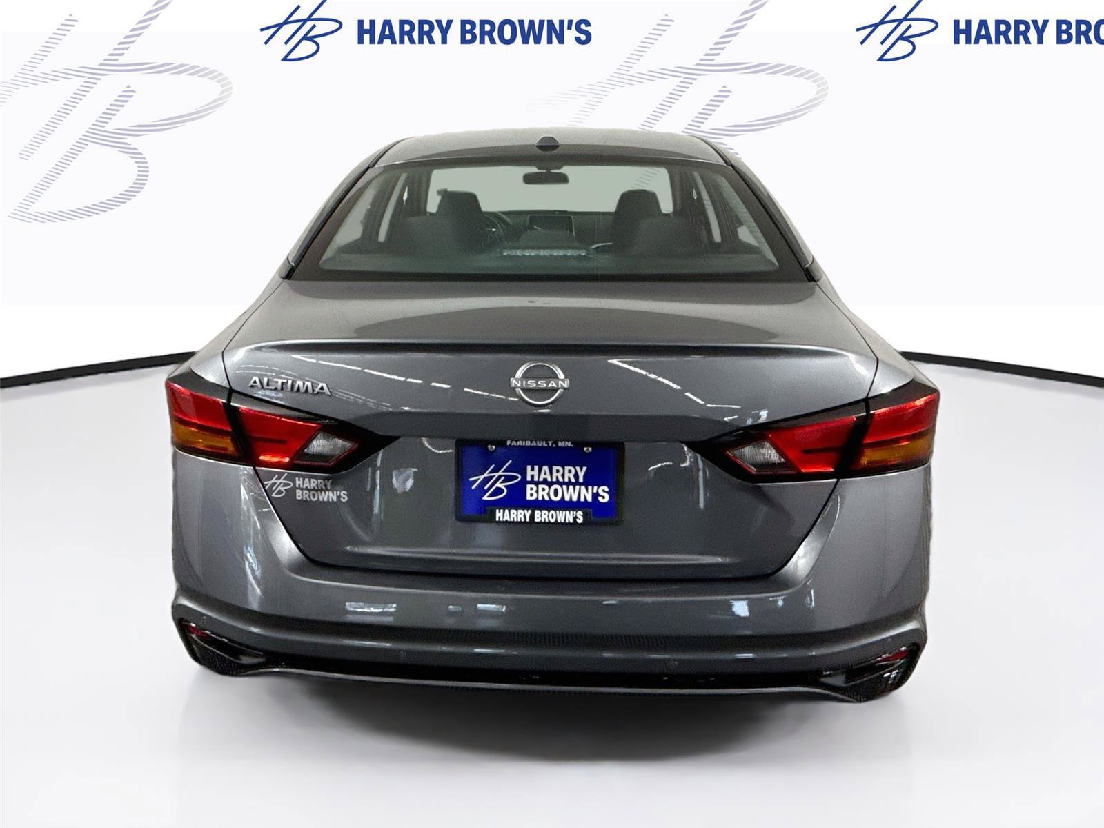Used 2025 Nissan Altima 2.5 SV FWD image 27