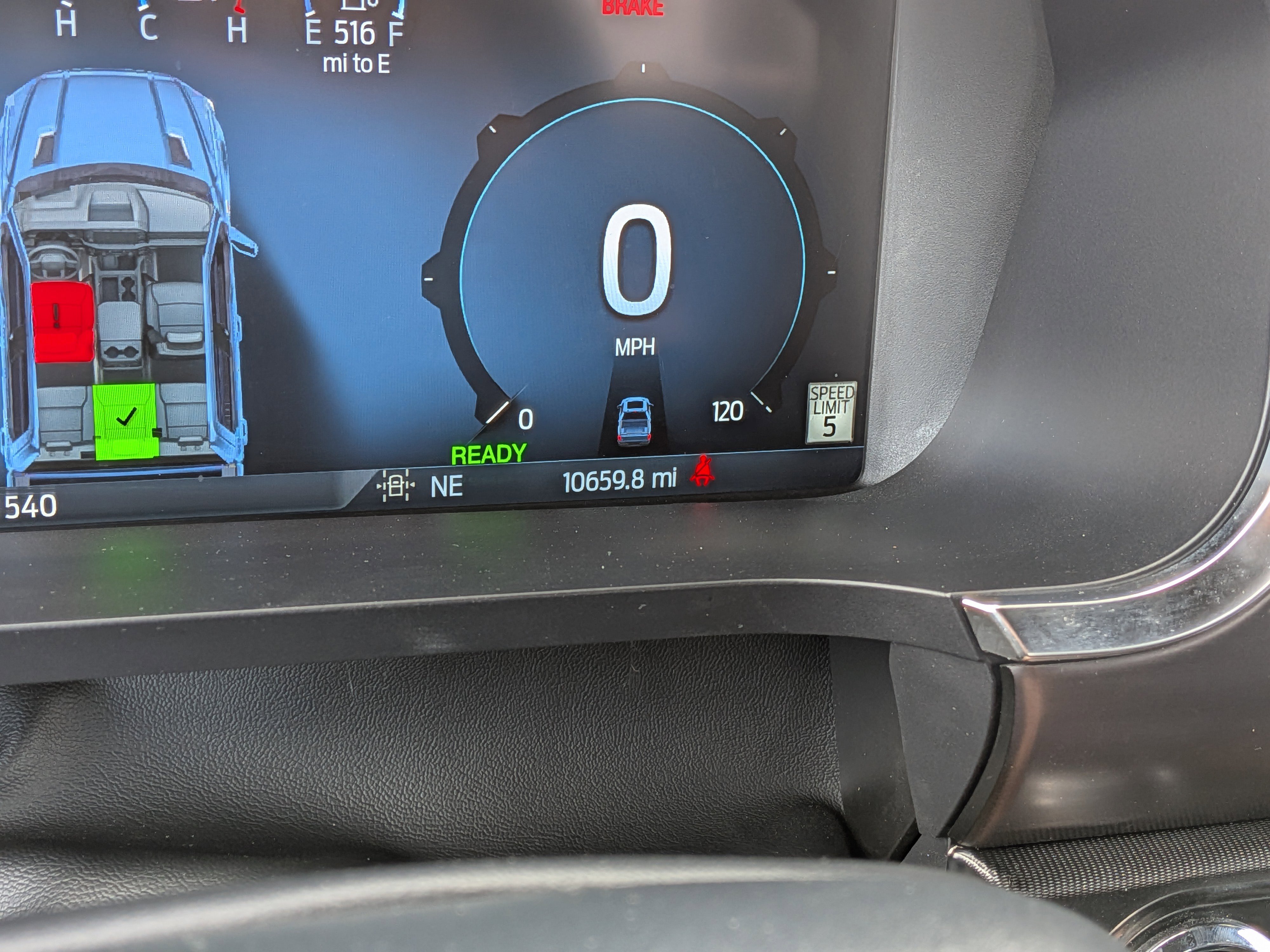 Used 2024 Ford F150 Platinum image 29