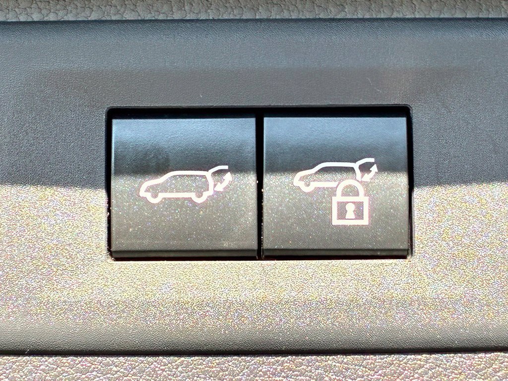Used 2024 Toyota Grand Highlander AWD image 33