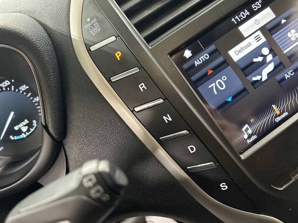 Used 2019 Lincoln MKC Premiere image 17