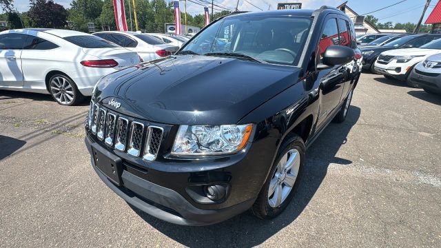 Used 2012 Jeep Compass Sport FWD image 1